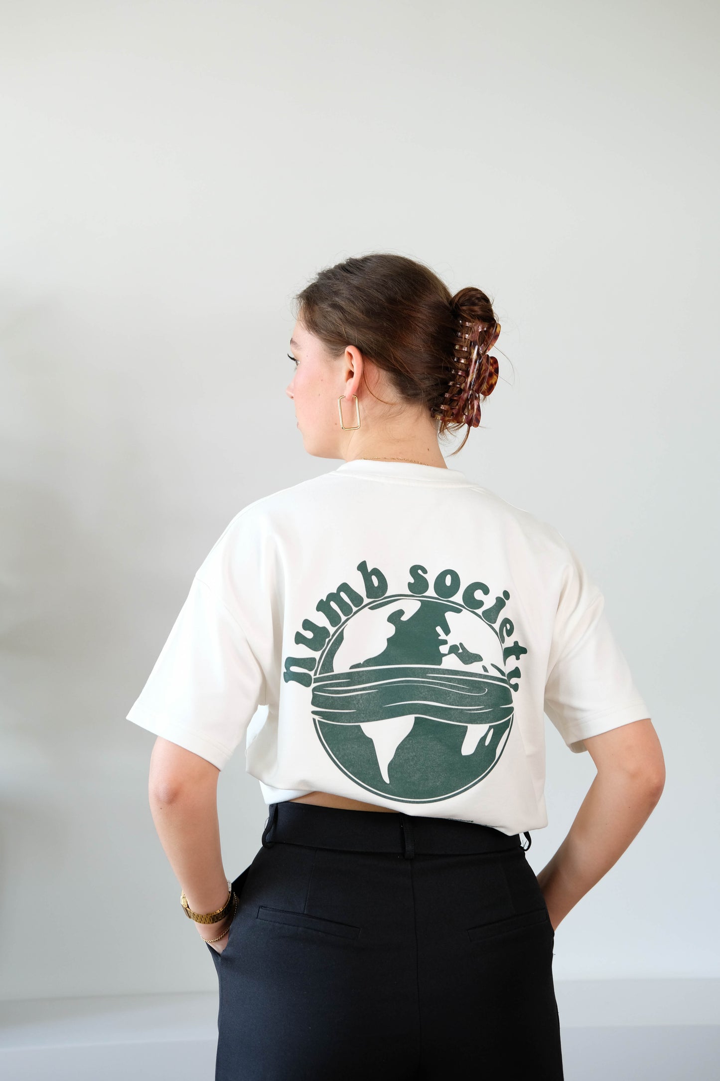 Globe tee - offwhite/green